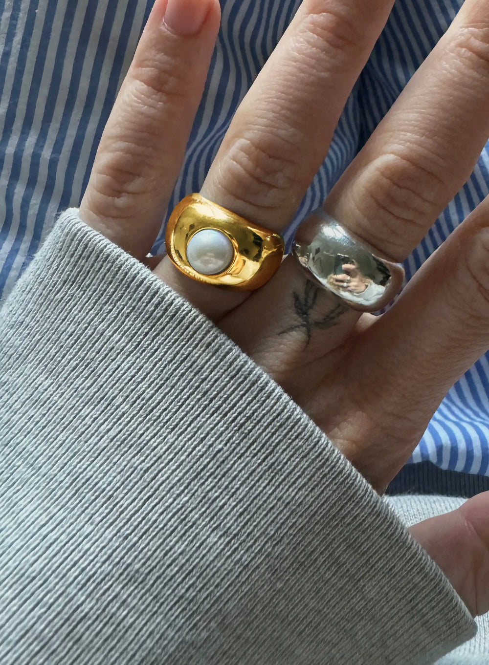 Gold Pearl Signet Ring