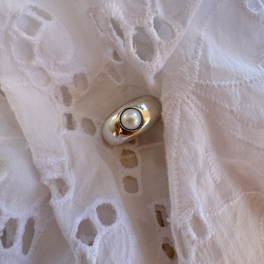 Pearl signet ring