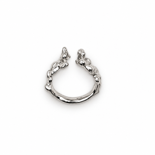 Silver open ring water splash