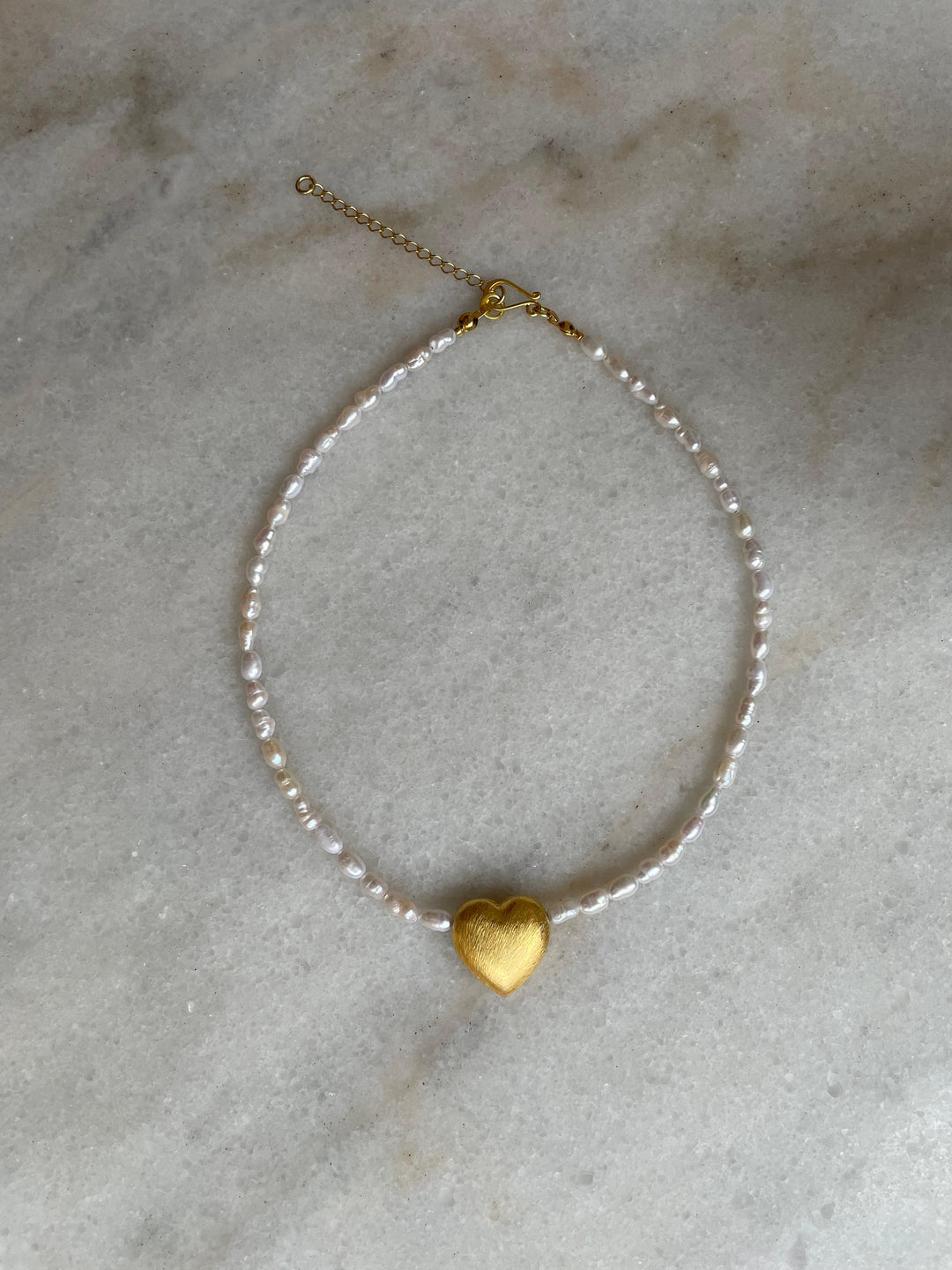 Love &amp; Pearls choker 