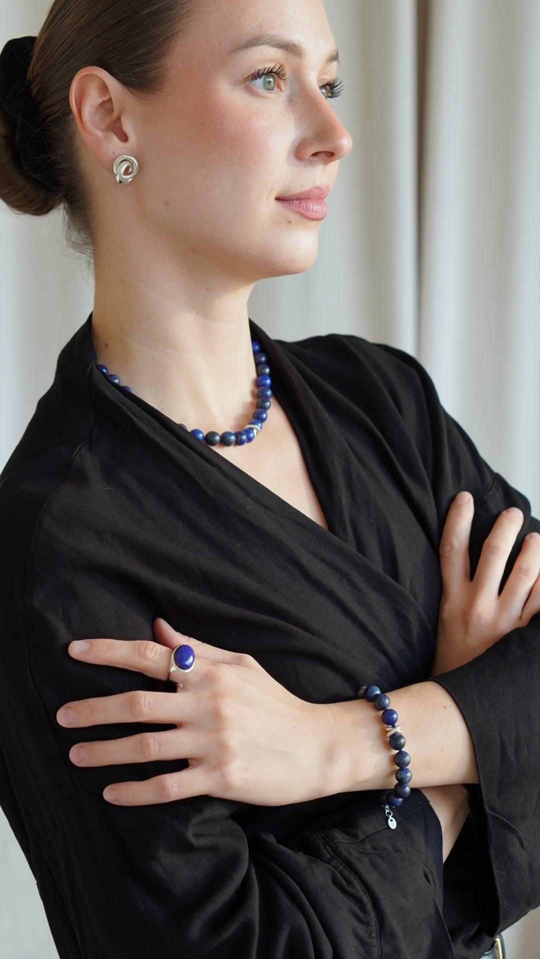 Silver necklace with Lapis Lazuli and knots