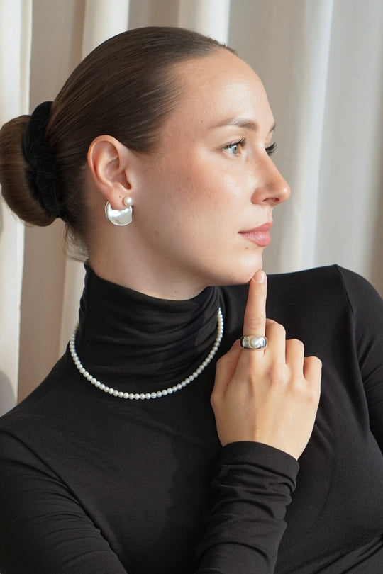 Pearl necklace