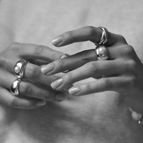 Signet Pearl